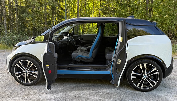 BMW i3s 6 of 8