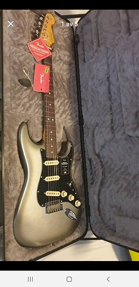 Fender American Professional II Stratocaster elgitarr silver