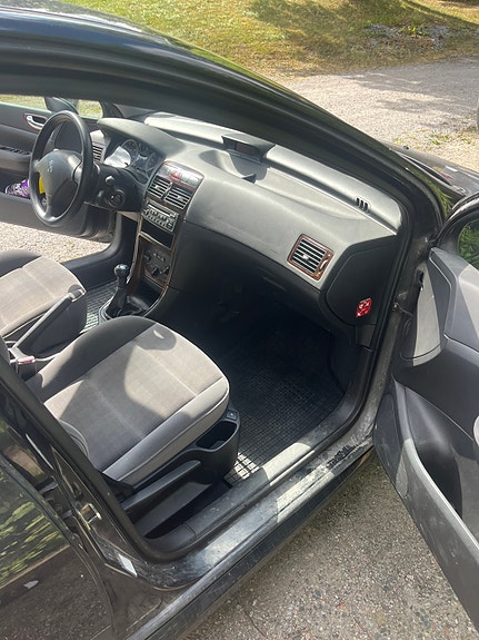 Peugeot 307 10 of 11