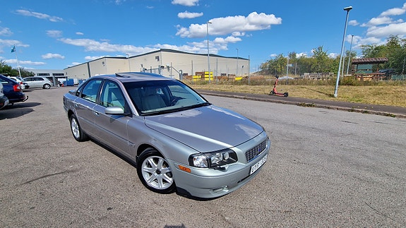 Volvo S80 3 of 6
