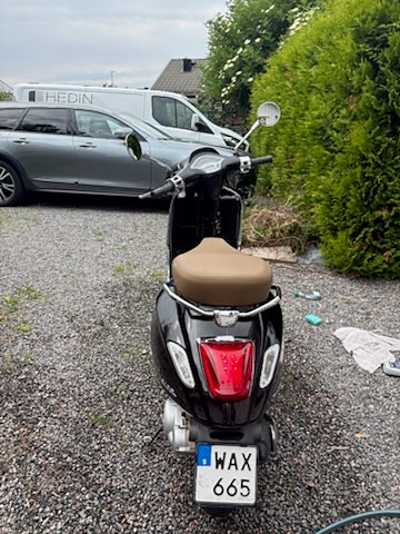 Piaggio 4 of 10