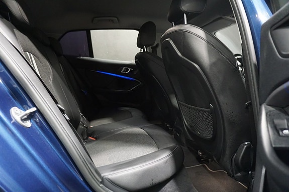 BMW 118i 10 of 24