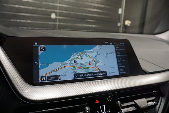 BMW 118i 16 of 24