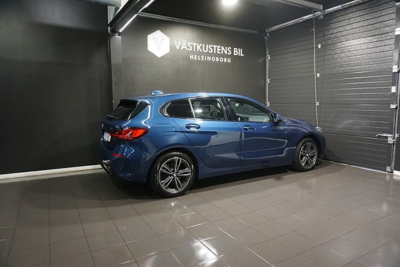 BMW 118i 7 of 24