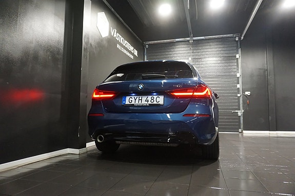 BMW 118i 23 of 24