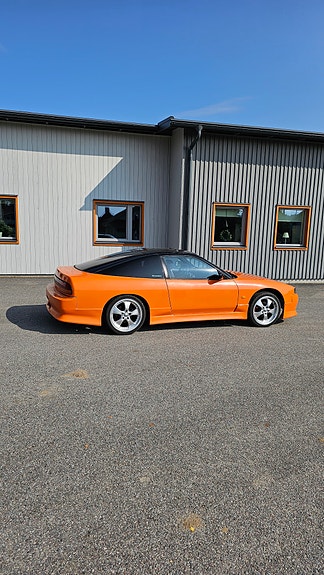 Nissan 200 SX 3 of 8