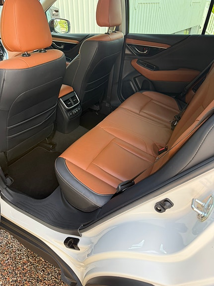 Subaru Outback 7 of 8