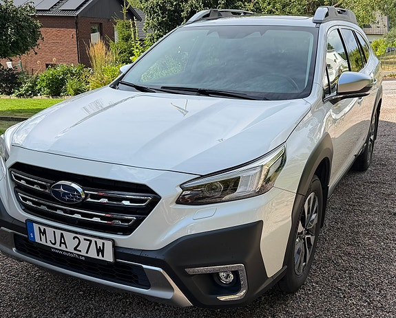 Subaru Outback 4 of 8