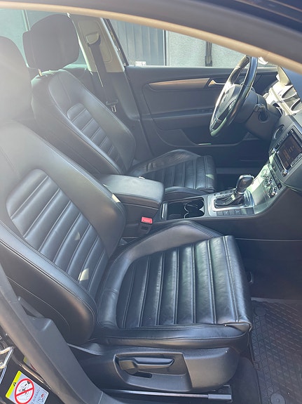Volkswagen Passat 4 of 6