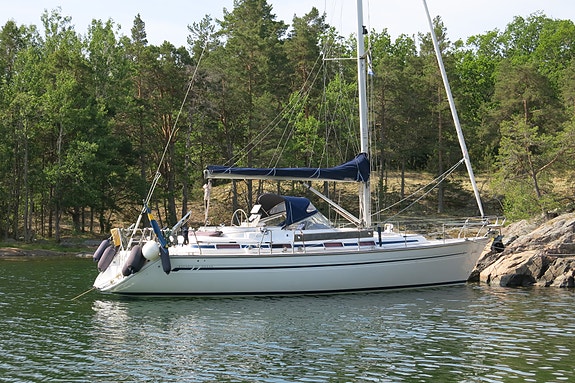 Bavaria 40 Ocean 2003 | Exceptionellt välhållen | Webasto | Bogpropeller 4 of 13