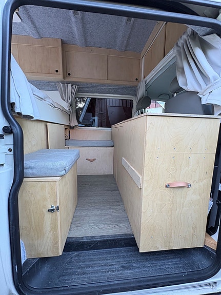 Volkswagen Transporter 14 of 14