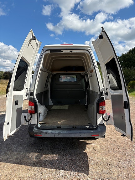 Volkswagen Transporter 7 of 14