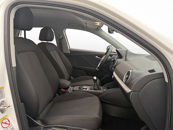 Audi Q2 23 of 29