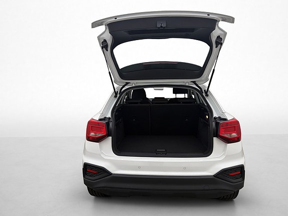 Audi Q2 25 of 29