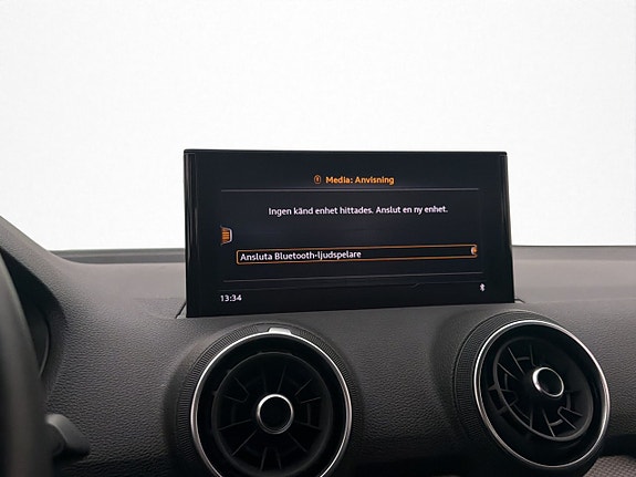 Audi Q2 18 of 29