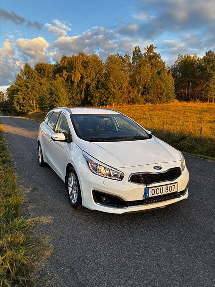 Kia Ceed 5 of 8