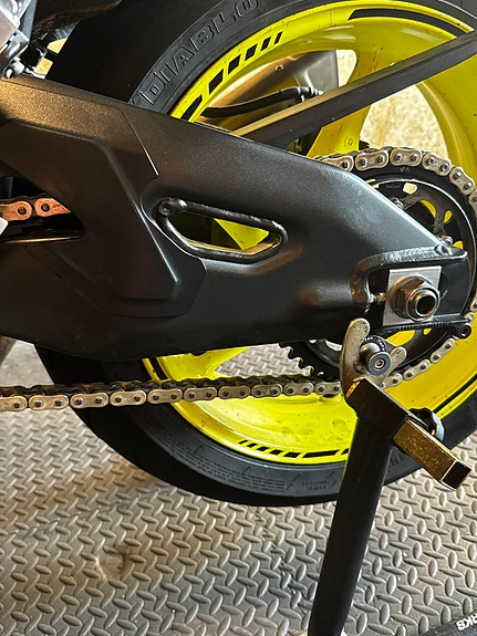 Yamaha MT-10 5 of 5