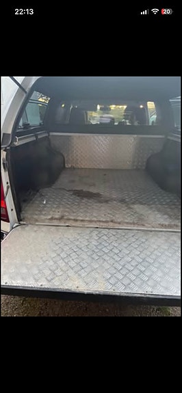 Volkswagen Amarok 6 of 6