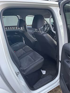 Volkswagen Amarok 3 of 6