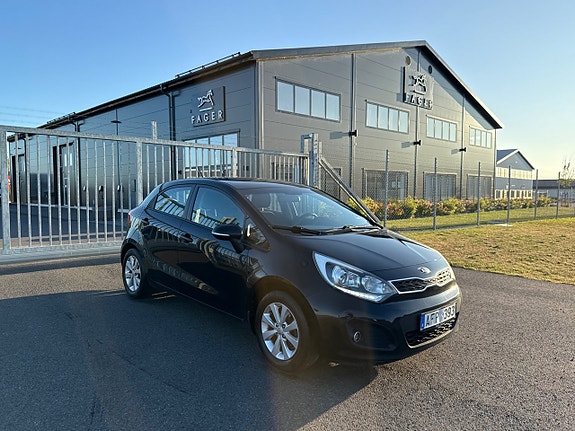 Kia Rio 4 of 10