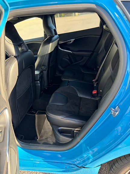 Volvo V40 6 of 6