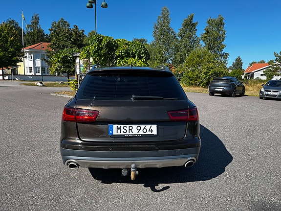 Audi A6 allroad 4 of 12