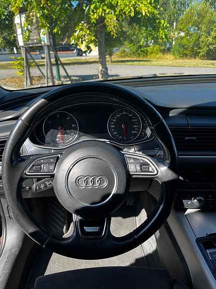 Audi A6 allroad 7 of 12