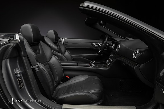 Mercedes-Benz SL63 20 of 23