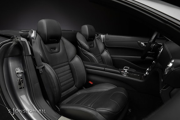 Mercedes-Benz SL63 14 of 23