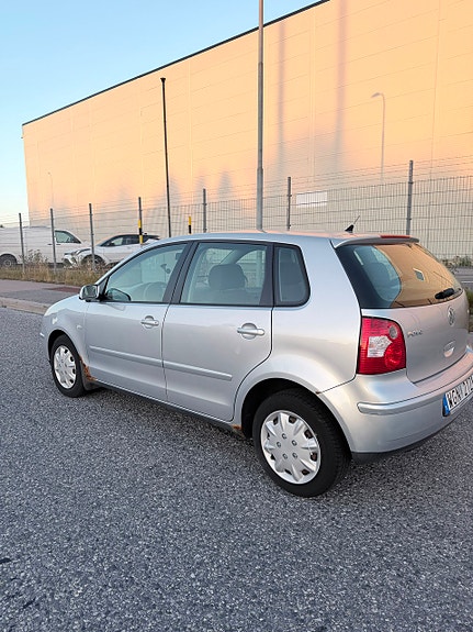 Volkswagen Polo 5 of 9
