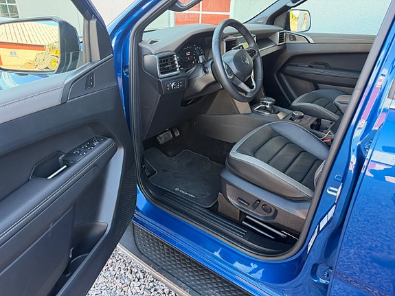 Volkswagen Amarok 8 of 14