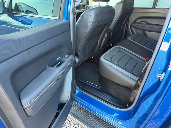 Volkswagen Amarok 7 of 14