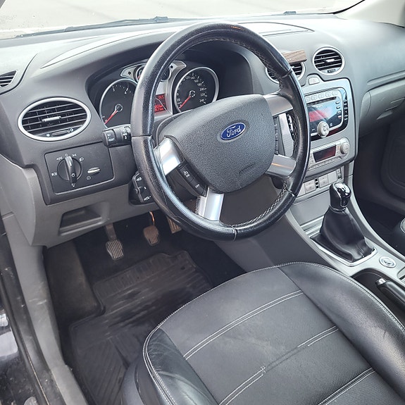 Ford Focus 16 of 19