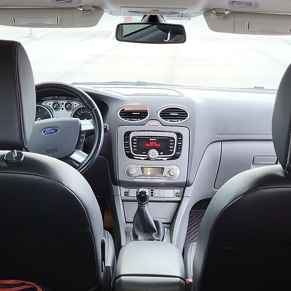 Ford Focus 13 of 19