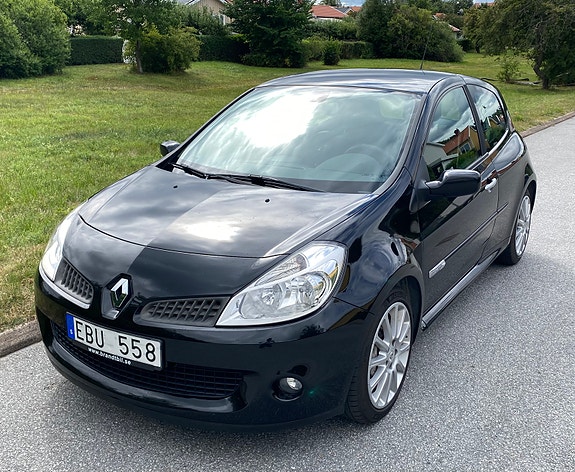 Renault Clio 3 of 10