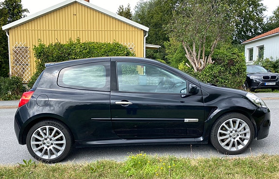 Renault Clio 5 of 10