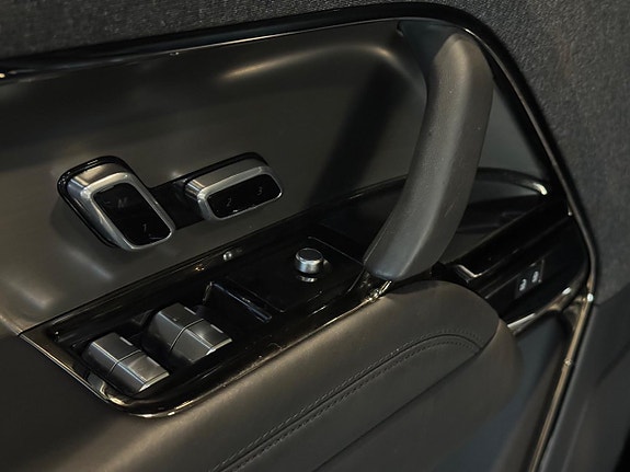 Land Rover Range Rover Sport 20 of 21