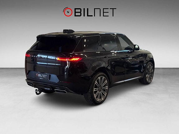 Land Rover Range Rover Sport 6 of 21