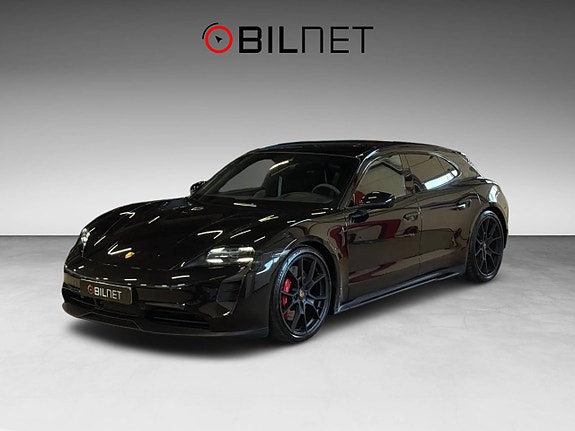 Porsche Taycan 5 of 30