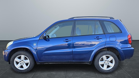 Toyota RAV4 2 of 13
