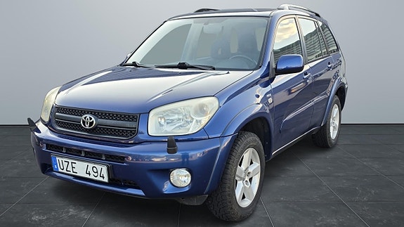Toyota RAV4 8 of 13
