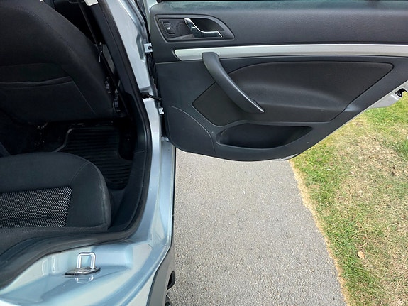 Skoda Octavia Scout 24 of 27