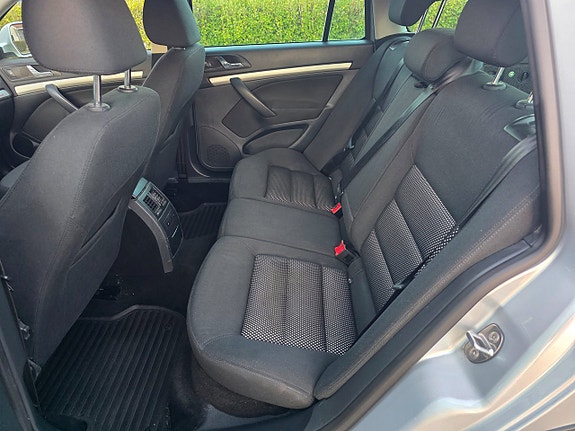 Skoda Octavia Scout 17 of 27