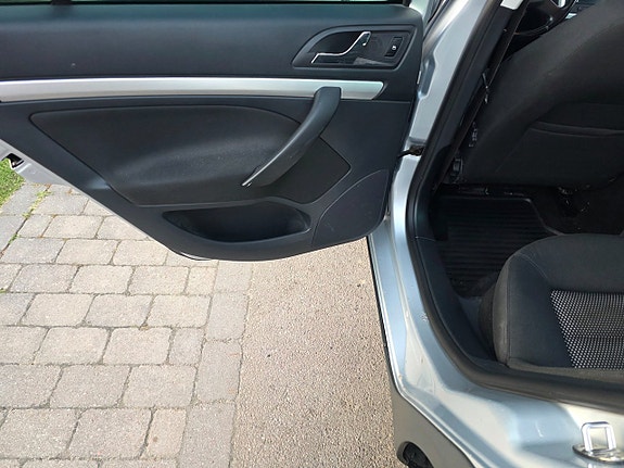 Skoda Octavia Scout 26 of 27