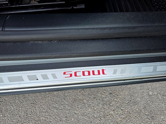 Skoda Octavia Scout 22 of 27