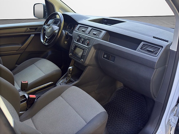 Volkswagen Caddy 12 of 14