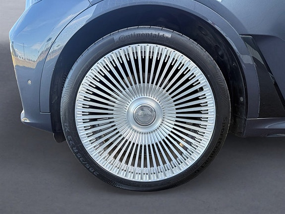 BMW X7 11 of 26