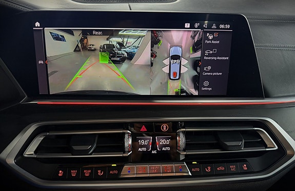BMW X7 20 of 26