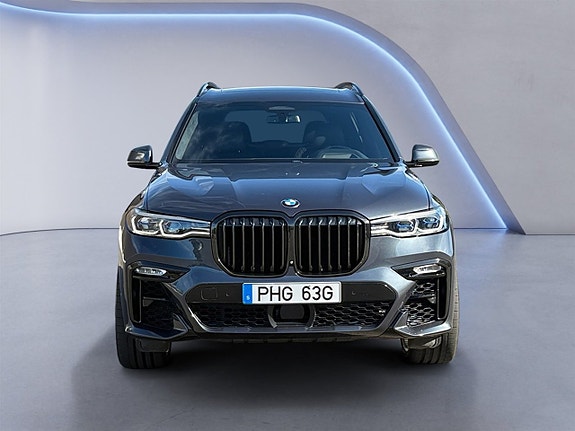 BMW X7 9 of 26