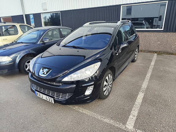 Peugeot 308 SW 6 of 8